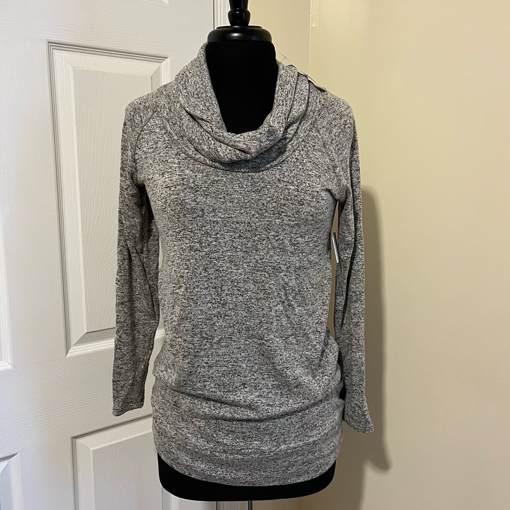 NWT Eight 18 Josie cowl neck knit top size S